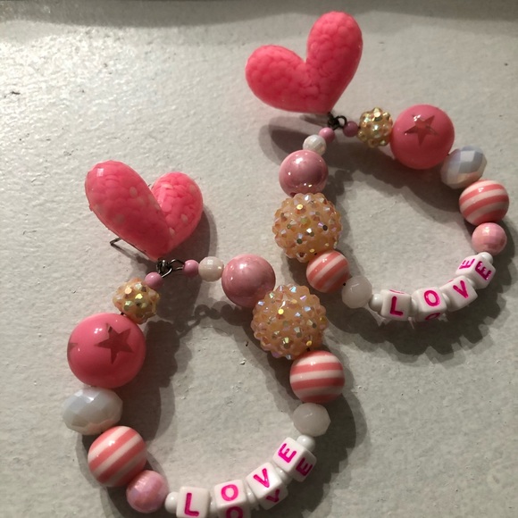 Confetti LOVE letters pink valentines earring hoop Barbie ken  boyfriend - Picture 4 of 5